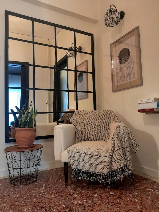 Wisdom'S Nest Athens Apartment Exterior photo